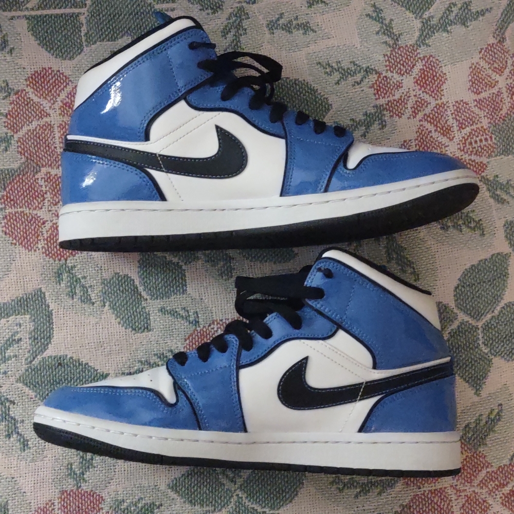 Jordan 1's